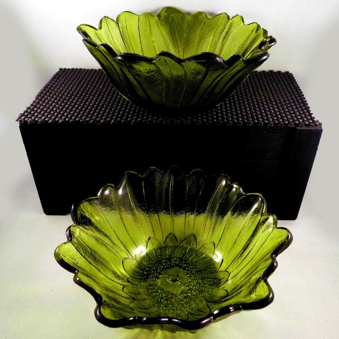 Vintage Green Glass Bowls Green Salad Bowls Bowls with Etsy