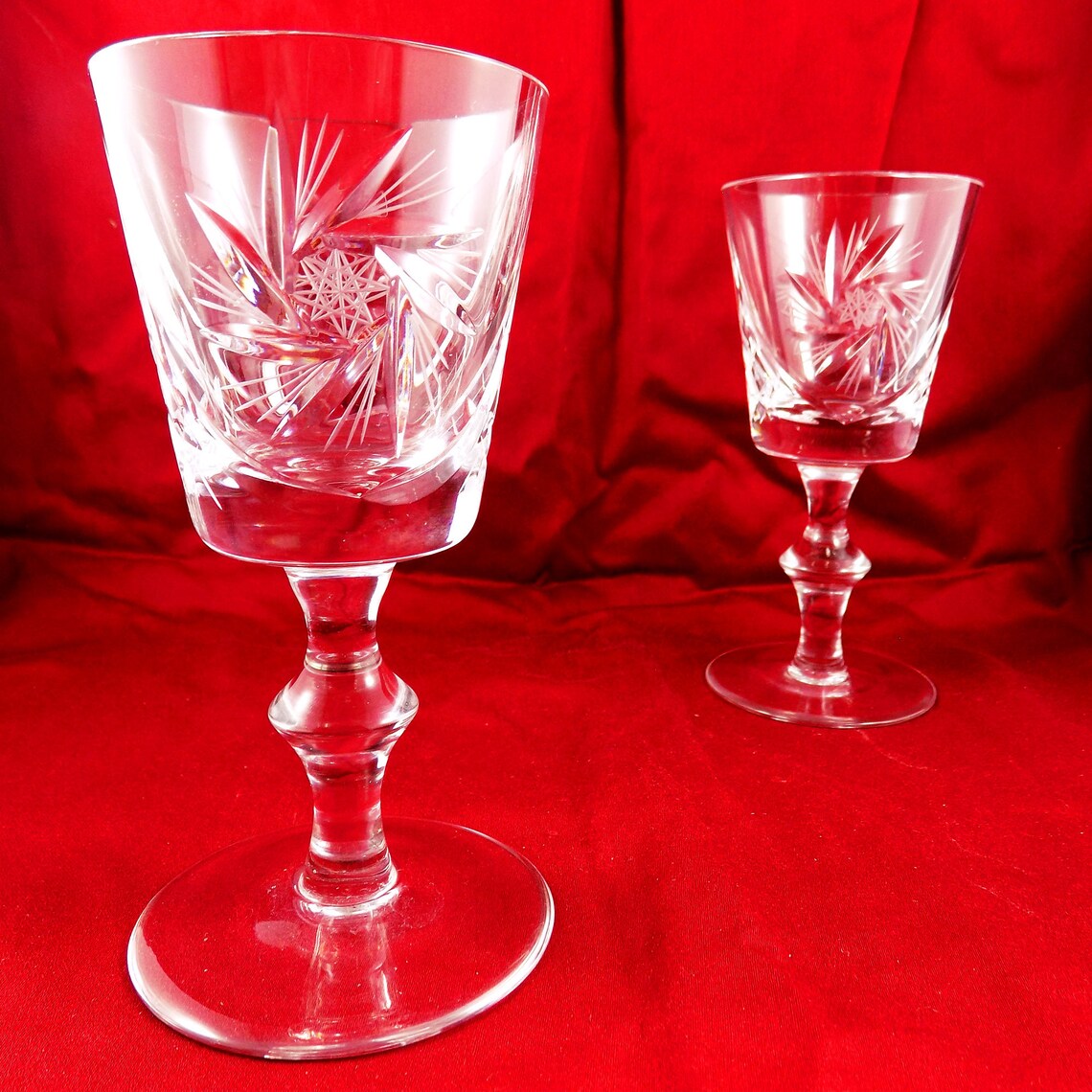 Vintage Pinwheel Crystal Glasses Liquor Glasses Stemmed Etsy