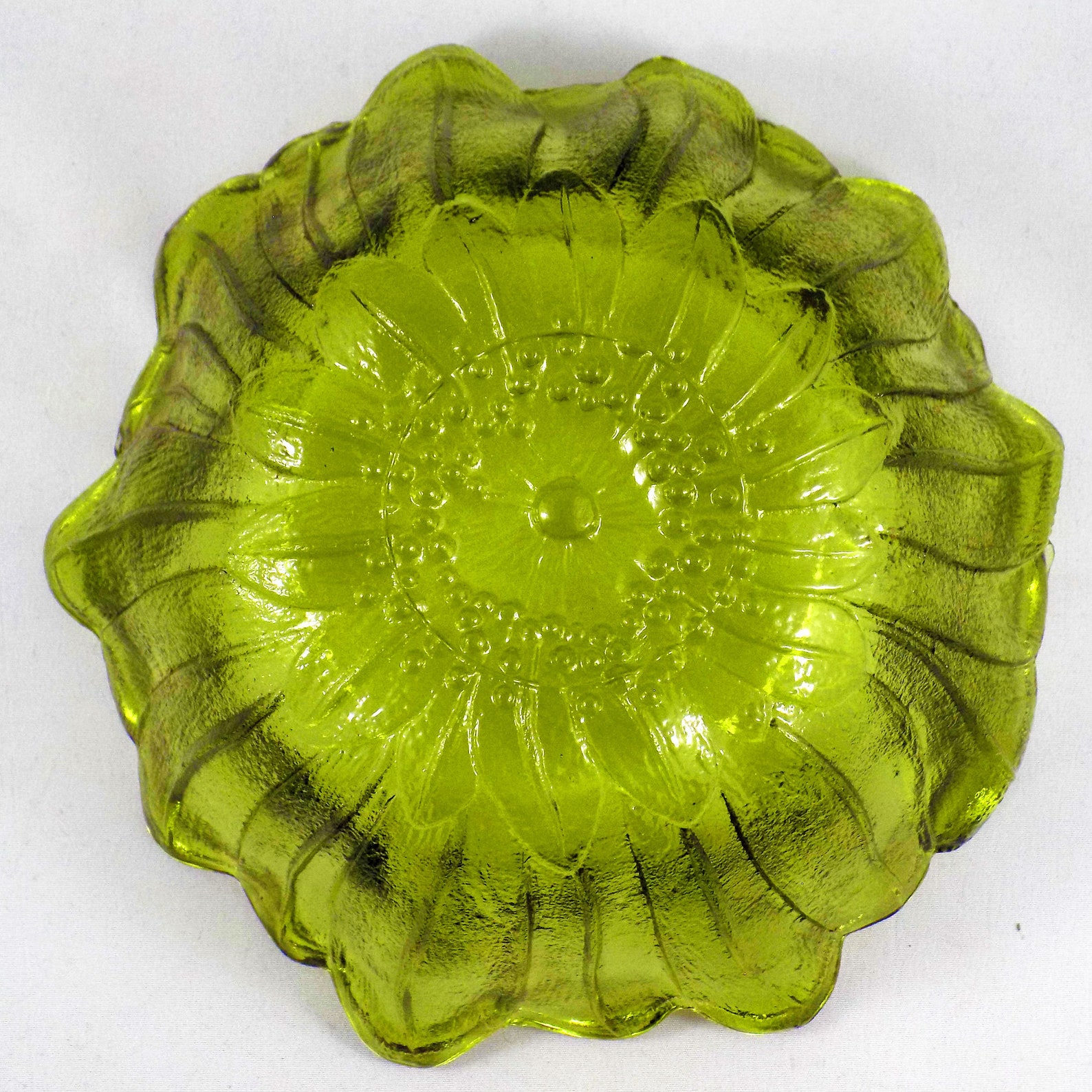 Vintage Green Glass Bowls Green Salad Bowls Bowls with Etsy