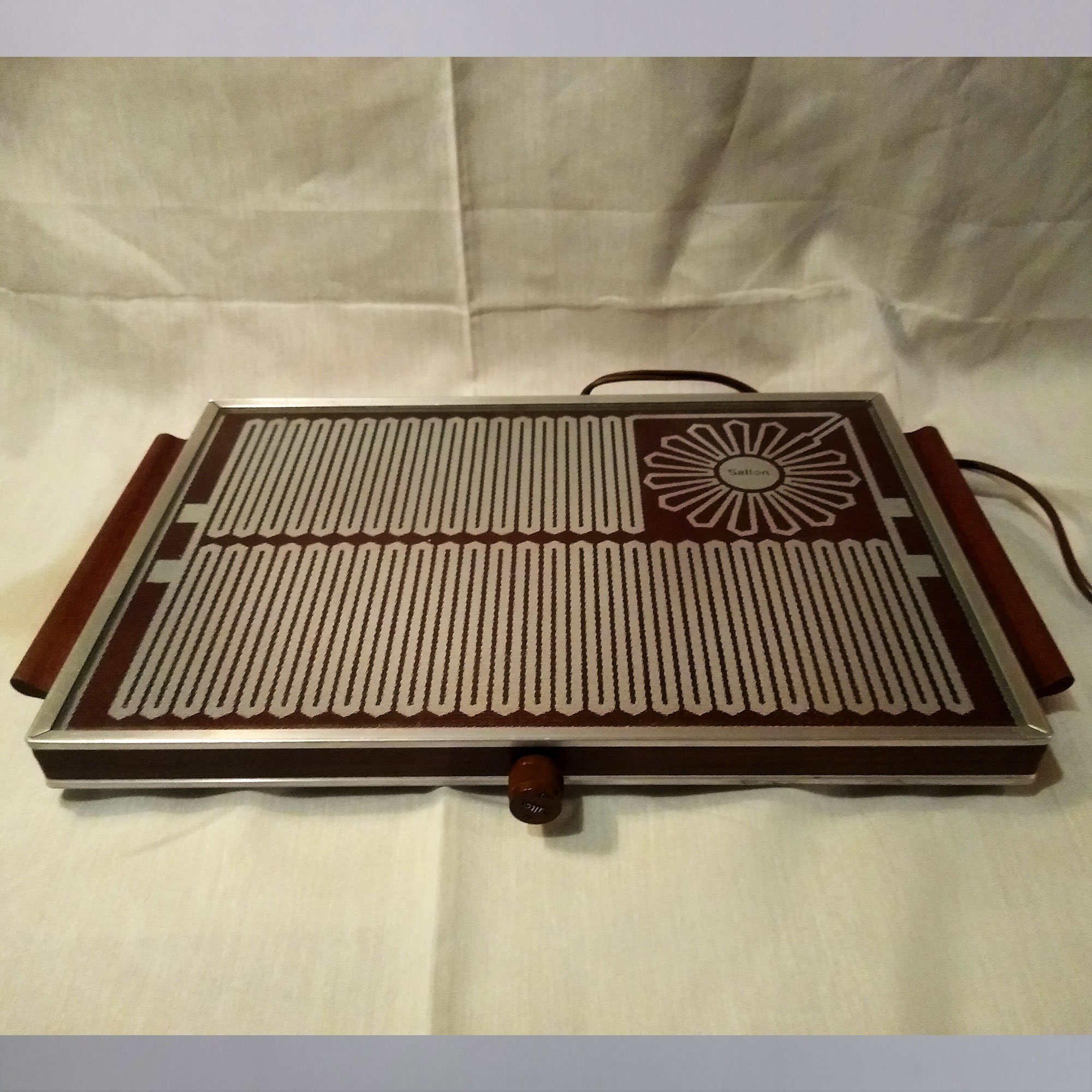 Norjac Electric Plate Warmer. Vintage Kitchen Accessories. 