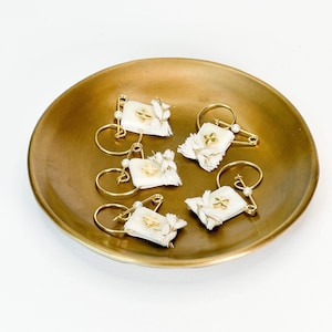 10 Baptism Martyrika Witness Pins for Girls and Boys with Ivory Velvet Trim and Gold Plated Cross, Baptism Favors for First Communion