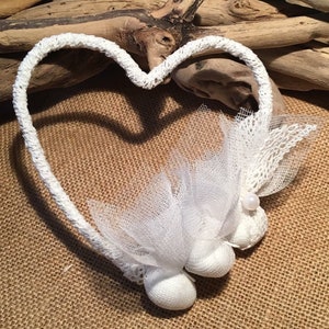 Heart Shape Wedding Bomboniere with Koufeta Wedding Favor Wired Wrapping with White Romantic Lace Valentines Day Anniversary Party Gift