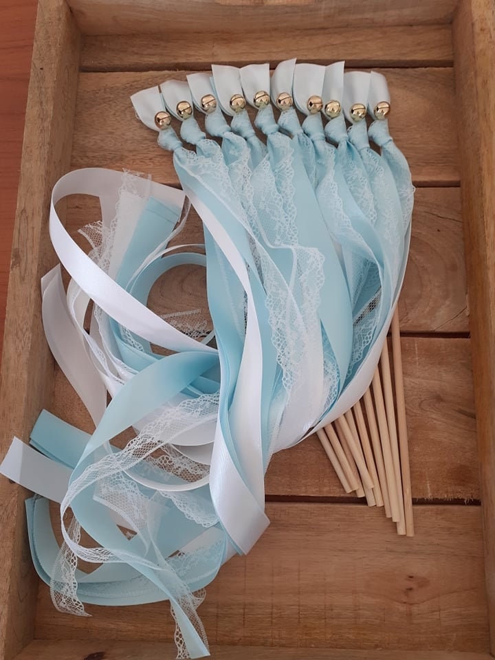 20 baguettes de mariage avec rubans blancs et bleu clair