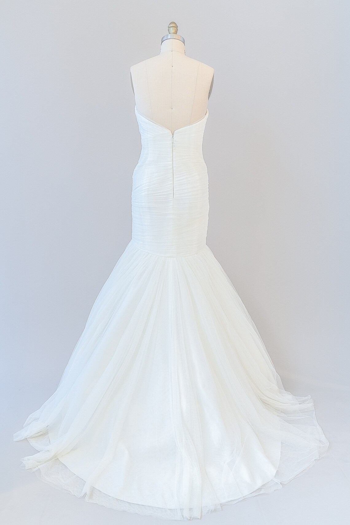 sweetheart neckline mermaid cut with tulip sleeves