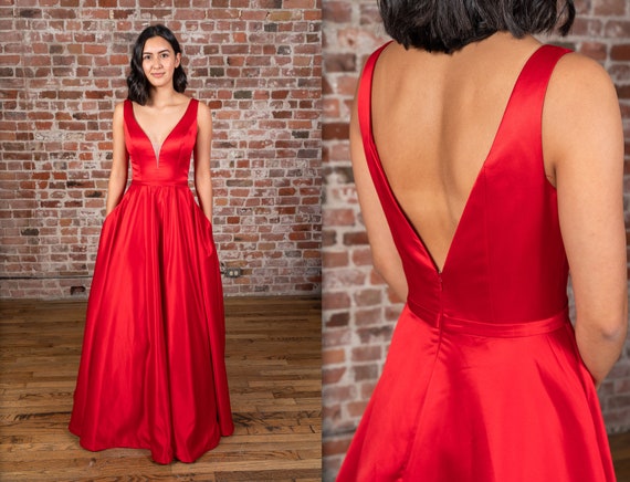 Novia de satén V Escote con correas Vestido de bola / Vestido - Etsy México Novia de satén V Escote con correas Vestido de bola / Vestido - Etsy México