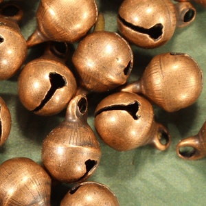 Craft Bells, 34pcs Bronze Jingle Bells Vintage Bells (1.7 inch x 1.5 inch) Small Brass Bells with Spring Hooks Hanging for Wind Chimes Housebreaking