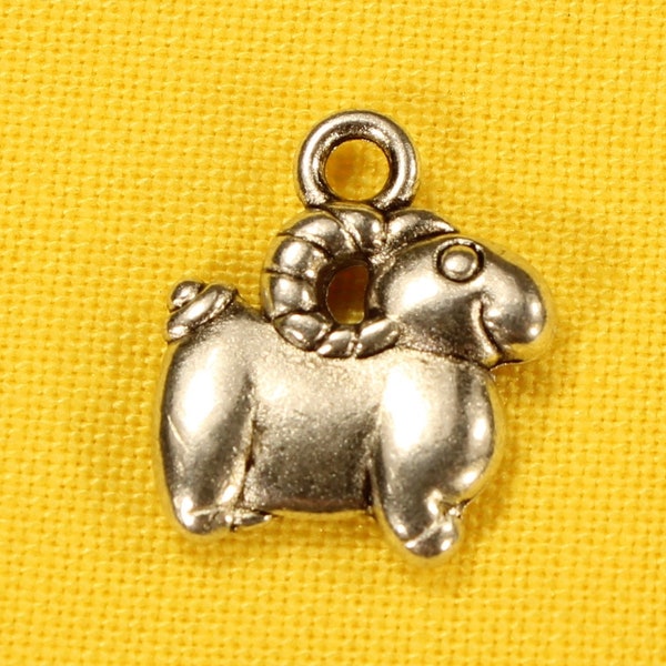 Goat or Ram 15mm Antique Silver Tone Double Sided Animal Charms - 0702