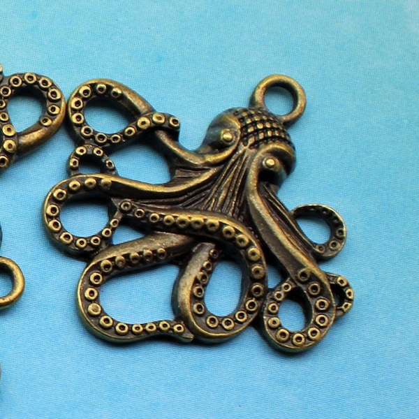 Octopus 26mm Antique Bronze Tone Single Sided 2D Ocean Nautical Pendant Charms - 1570