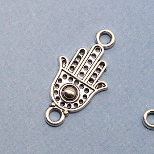 Hamsa Hand 20mm Silver Tone Single Sided Religious Symbol Connector Charms - 1543