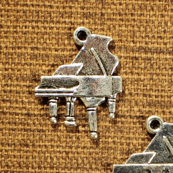 Piano 21mm Antique Silver Tone Single Sided Music Charms - 0234