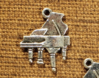 Piano 21mm Antique Silver Tone Single Sided Music Charms - 0234