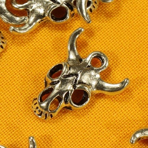 Steer Skull 15mm Antique Silver Tone Single Sided 2D Animal Western Charms - 0753
