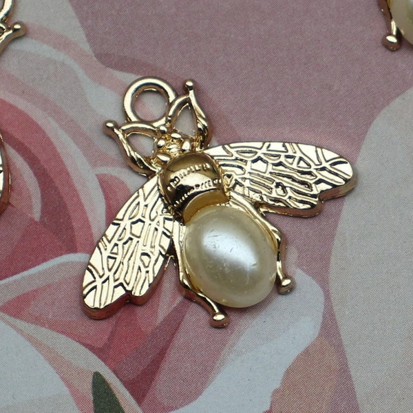 Bee 24mm Gold Plated Acrylic Faux Pearl Cabochon Abdomen 2D Single Sided Insect Charms - 1748