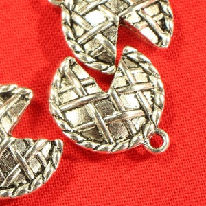James avery pie charm hot sale