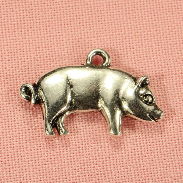 Pig 20mm Antique Silver Tone Double Sided Farm Animal Charms - 0453