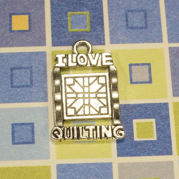 I Love Quilting 21mm Antique Silver Tone Single Sided 2D Quilting Charms - 0789