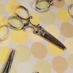Scissors 60mm Antique Silver Tone Single Sided Rhinestone Mountable Steampunk Beautician Embellishment Charms - 1273
