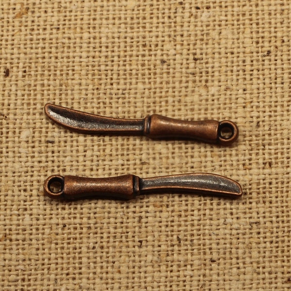 Knife 25mm Antique Copper Tone Double Sided 3D Kitchen Utensil Charms - 1413
