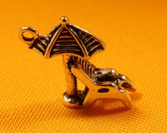 Beach Chair With Umbrella 17mm Antique Silver Tone 3D Beach Vacation Charms - 0131