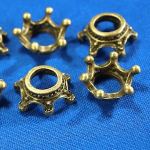 Crown 14mm Antique Bronze Tone 3D Fairy Tale Charms - 1263