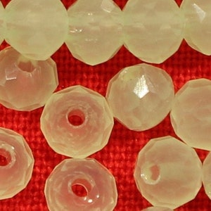 4mm Round Light Green Faceted Glass Jewelry Making Individual Craft Beads - 1378