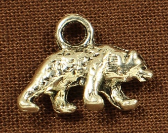 Bear 15mm Antique Silver Tone 3D Animal Charms - 0086