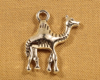 Camel 23mm Antique Silver Tone 3D Animal Charms - 0046