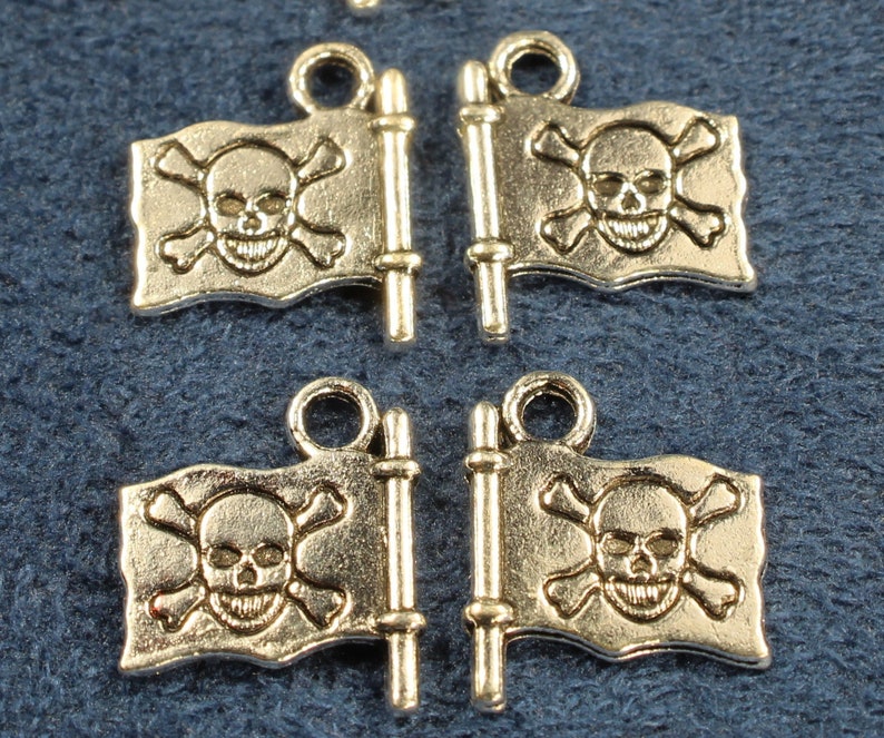 Skull and Crossbones Flag 16mm Antique Silver Tone Double Etsy