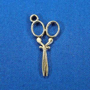 Simple Scissors 29mm Antique Silver Tone 3D Sewing Quilting Charms - 0389