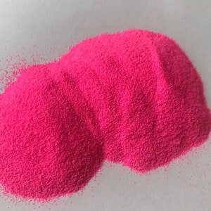 Lil Flamingo Fluorescent (glows under black light)