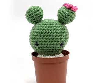 Crocheted Cactus with pot, Amigurumi plushie Cactus. Housewarming gift, Homedecor, Desk plant. Medium size. Ready to ship worldwide