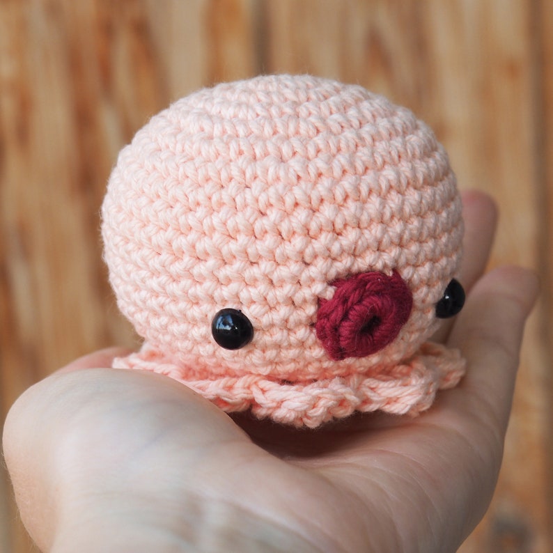 Crocheted plush chibi Octopus 100% cotton, Amigurumi stuffed kawaii little Octopus. Small size. Worldwide shipping image 8