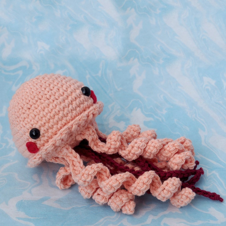 PDF Crochet Jellyfish Amigurumi Pattern Jellyfish plushie pattern tutorial in english, español, italiano image 2