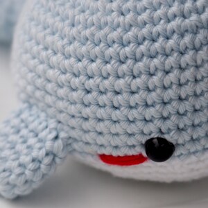 Ballena Azul a ganchillo 100% algodón personalizable. Peluche ballena amigurumi apto para niños 3 imagen 6