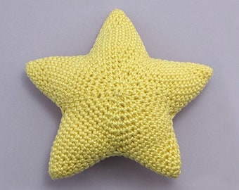 Crocheted STAR 100% cotton, Amigurumi soft toy plushie star, baby safe / pet safe. Small size. Worldwide shipping