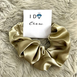 Silk bridesmaid scrunchie, bridesmaid scrunchies, bridesmaid gift, bridesmaid proposal