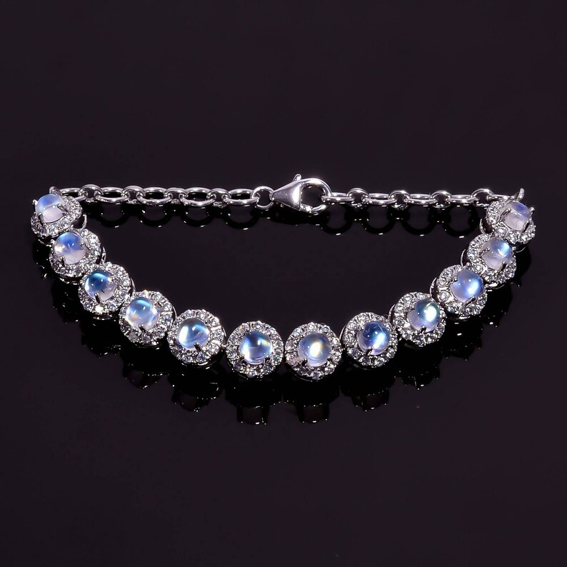 Natutal Moonstone rainbow silver bracelate for her 925 stearling silver fine quality rainbow wedding gift anniversery gift birthday gift