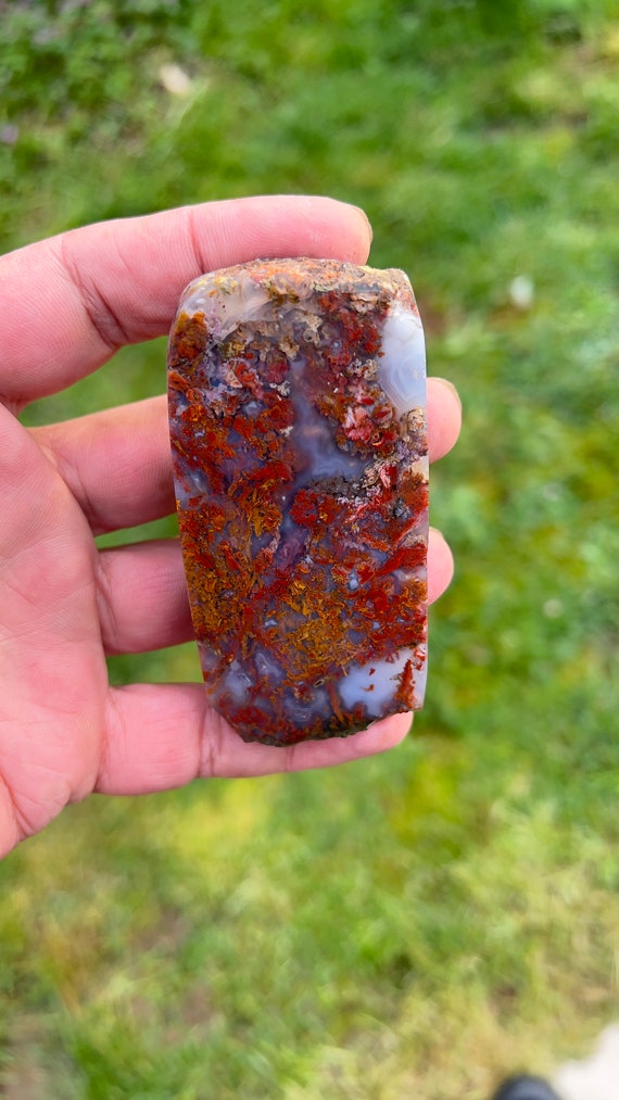 Red agate rough deals