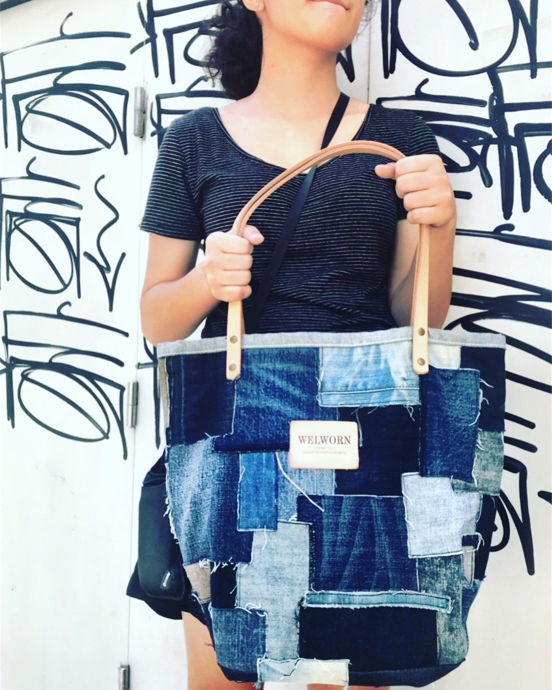 バッグ・カバンその他 DENIM PATCH WORK CLASSIC LOGO POUCH Denim Patchwork Bag XL Shopping Big Boro Shopper Market Bag