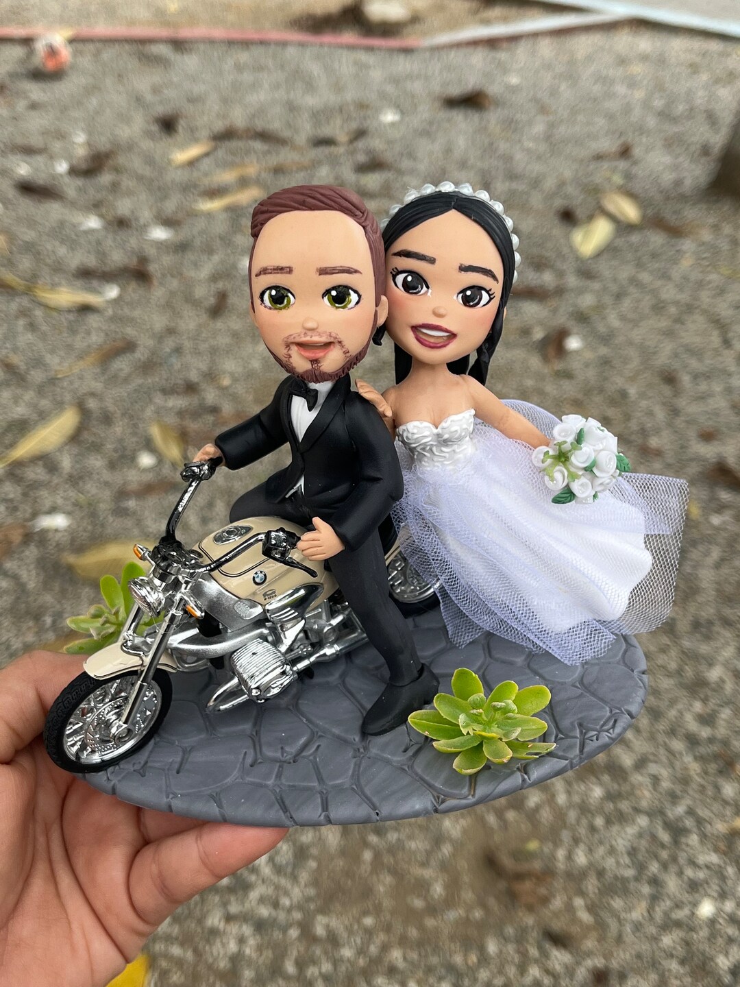 Fully Personalized Wedding Cake Topper- Figurines- Bride and Groom ...
