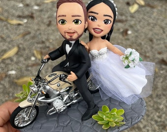 Fully Personalized Wedding Cake Topper- Figurines- Bride and Groom Figurines - Personalized wedding gift - Clay Cake Topper and Keepsake