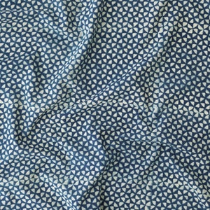 Hourglass / Block-Printed Fabric / Unbleached Cotton Cloth / Indigo Dye