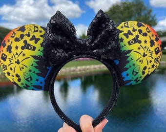 Regenbogen Pride inspiriert Maus Ohren, Disney Ohren, Minnie Ohren, Mickey Ohren, handgefertigte Ohren, Disney Parks Ohren, Regenbogen Ohren, Pailletten Ohren