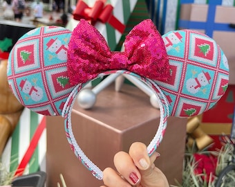 Christmas Sweter Mouse Ears, Disney Ears, Mickey Mouse Ears, Minnie Ears, Mickey Ears, Disney Inspired Mouse Ears, Handmade Ears, Sequin Bow