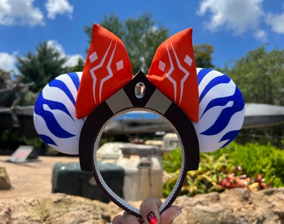 Disney Ahsoka Tano Ear Headband Ears for Adults – Star Wars Ahsoka Tano Ears Headband for Adults by Ashley Eckstein main image 2