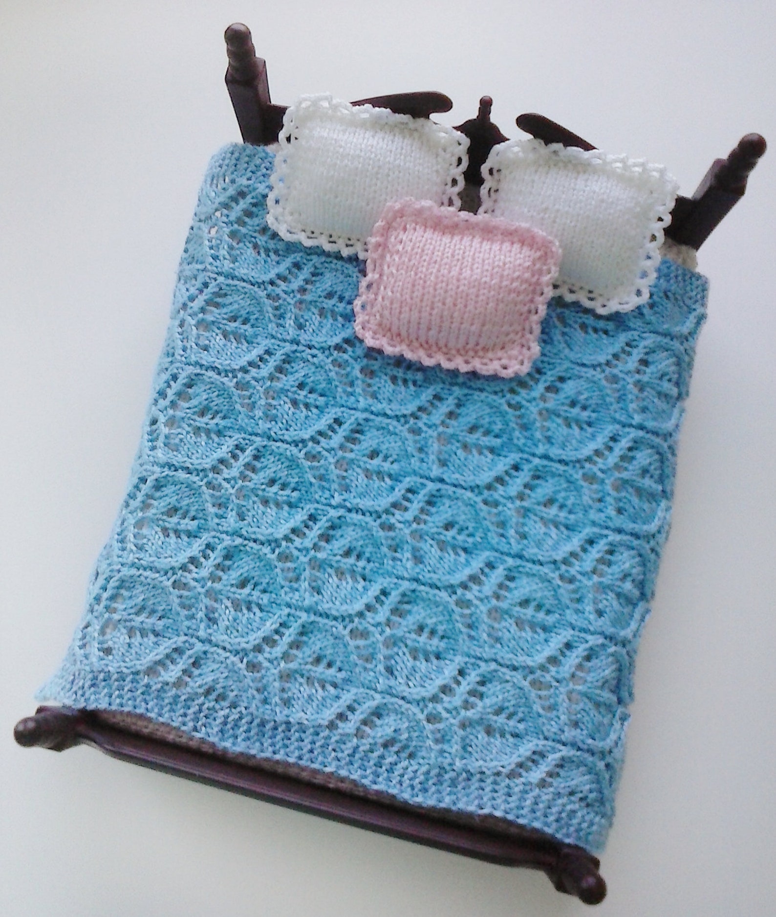 Blue dollhouse miniature knitted blanket Etsy