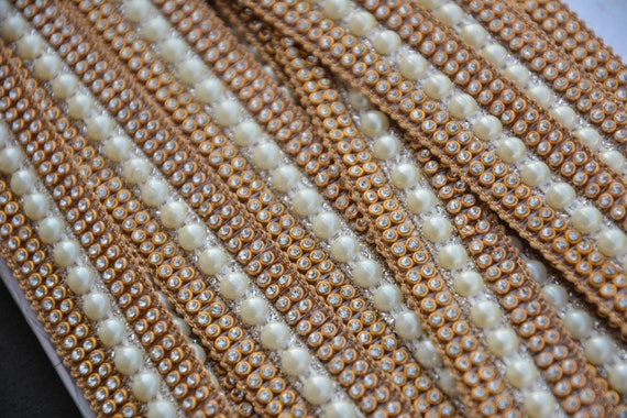 Bordure dentelle en vrac garniture de dentelle Bordure d’or, or Kundan dentelle, perle, embellissement, artisanat d’approvisionnement, ruban, Sari Border, Pierre travail Trim, dentelle indienne, vente en gros 0ccc07 Bordure dentelle en vrac garniture de dentelle Bordure d’or, or Kundan dentelle, perle, embellissement, artisanat d’approvisionnement, ruban, Sari Border, Pierre travail Trim, dentelle indienne, vente en gros 0ccc07