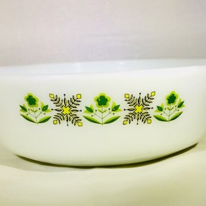 Fire King Meadow Green Milk Glass, Anchor Hocking 1qt Round Baking Dish, Anchor Hocking, Fire King, Fireking, Meadow, Green Floral, 60s, 70s
