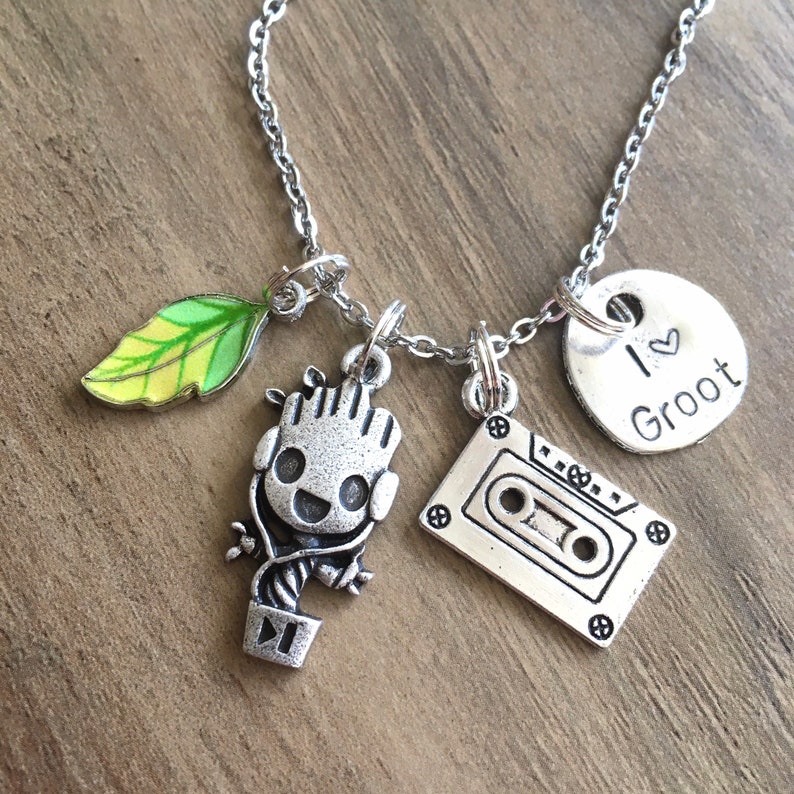 Marvel Movie Necklace for Women Guardians of the Galaxy Jewelry I Heart Baby Groot Necklace I am Groot