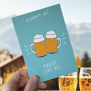 Postkarte aus dicker Bierdeckelpappe „Prost, auf di“ zum bairischen, zünftigen Geburtstag in Dialekt